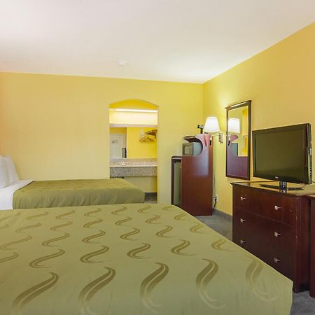 Quality Inn Carthage Bagian luar foto