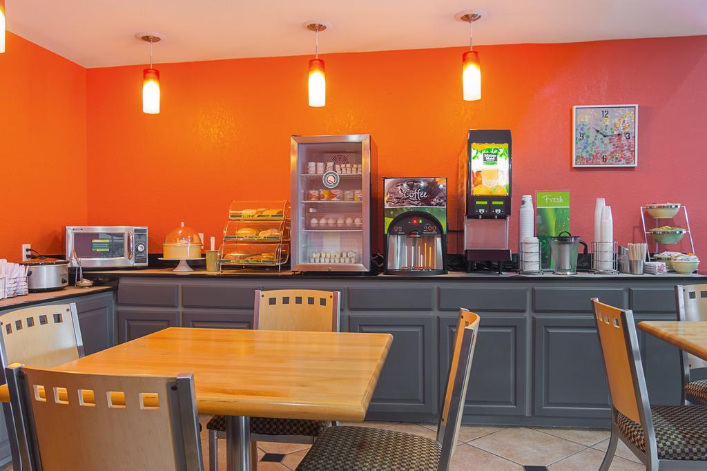 Quality Inn Carthage Bagian luar foto